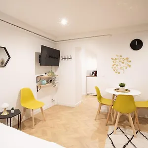 https://jda-1-charming-apartment-close-toarc-triomphe-2p.fr-paris.fr